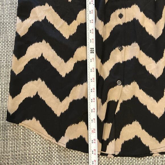 AQUA BLOOMINGDALES Zig Zag Black Beige Crew Neck Button Up Loose Tunic Dress M - Picture 5 of 5